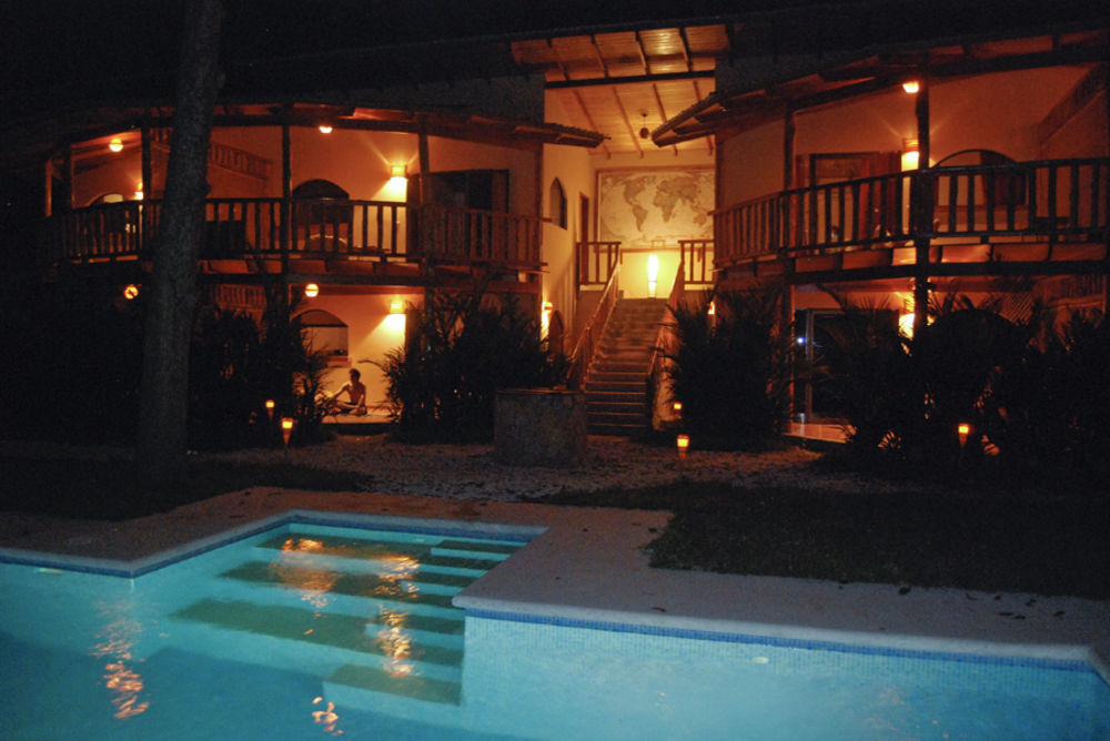Pacifica Surf Studios Playa Santa Teresa  Eksteriør billede